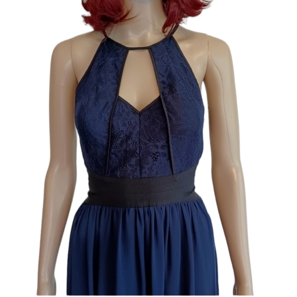BCBGeneration Cutout Maxi Dress - Picture 4 of 11